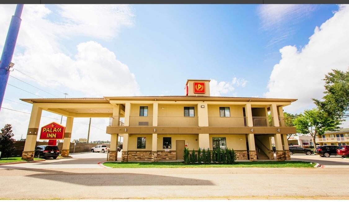 Palace Inn Conroe Ngoại thất bức ảnh