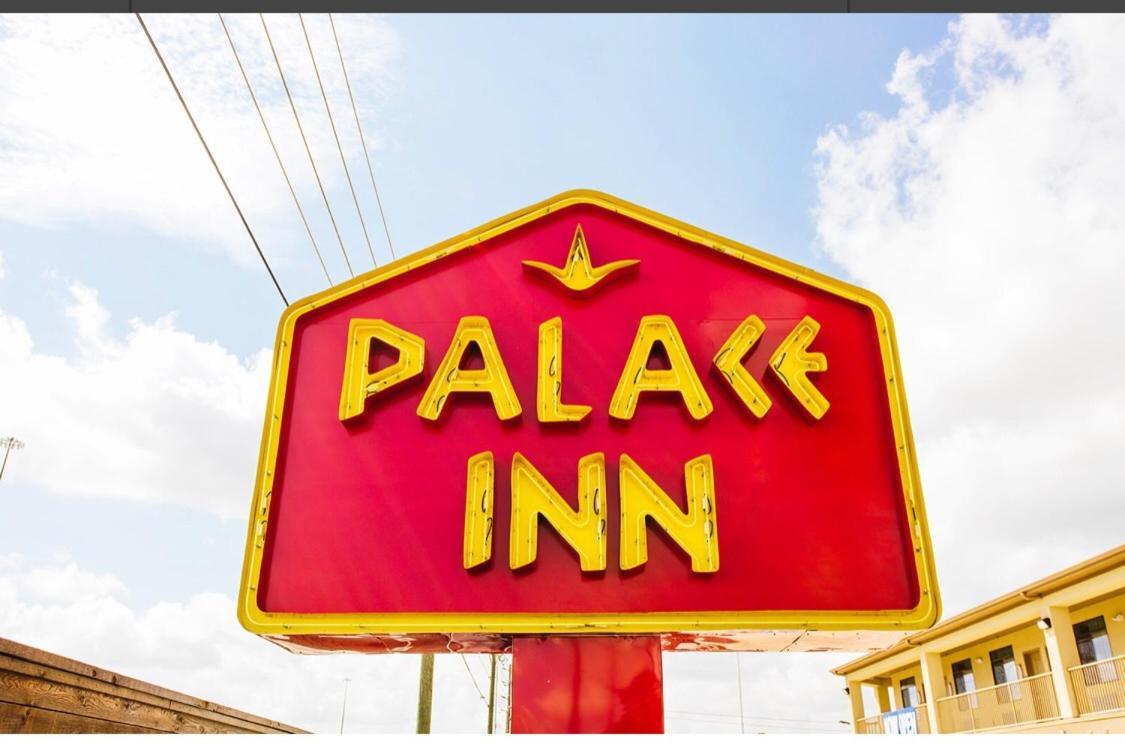 Palace Inn Conroe Ngoại thất bức ảnh